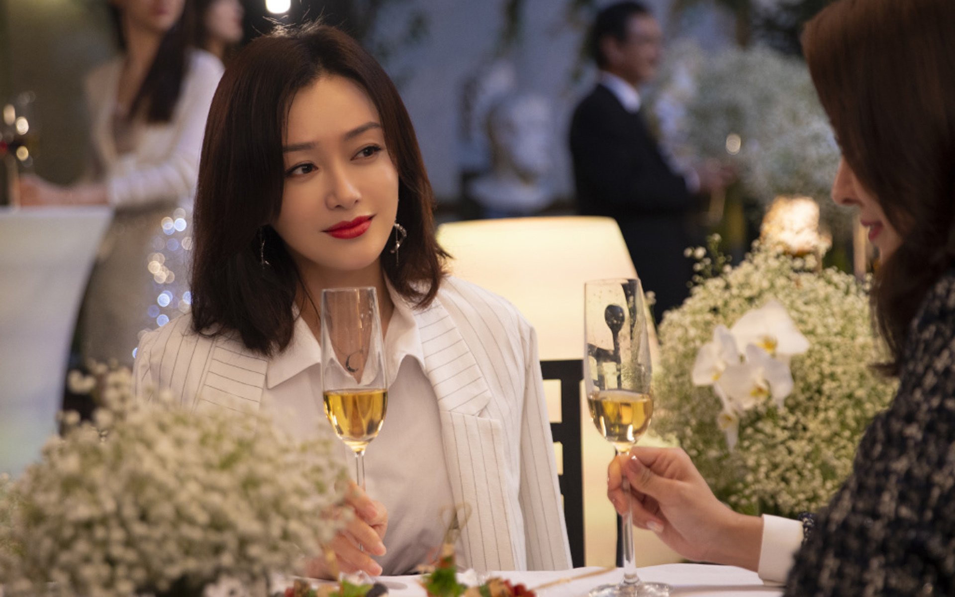 开云体育下载-曼城4-1伯恩茅斯，进攻火力全开，曼城vs伯恩利集锦